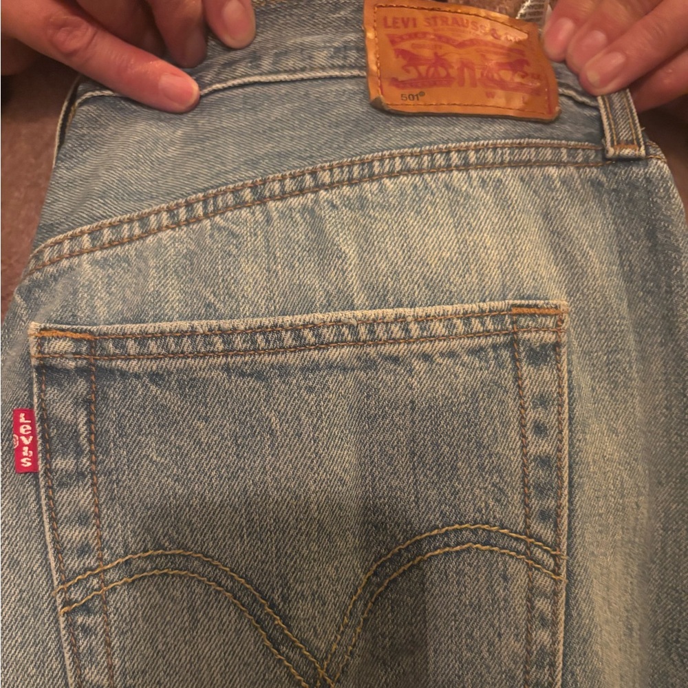 Levi's Women's Light Blue Straight Jeans